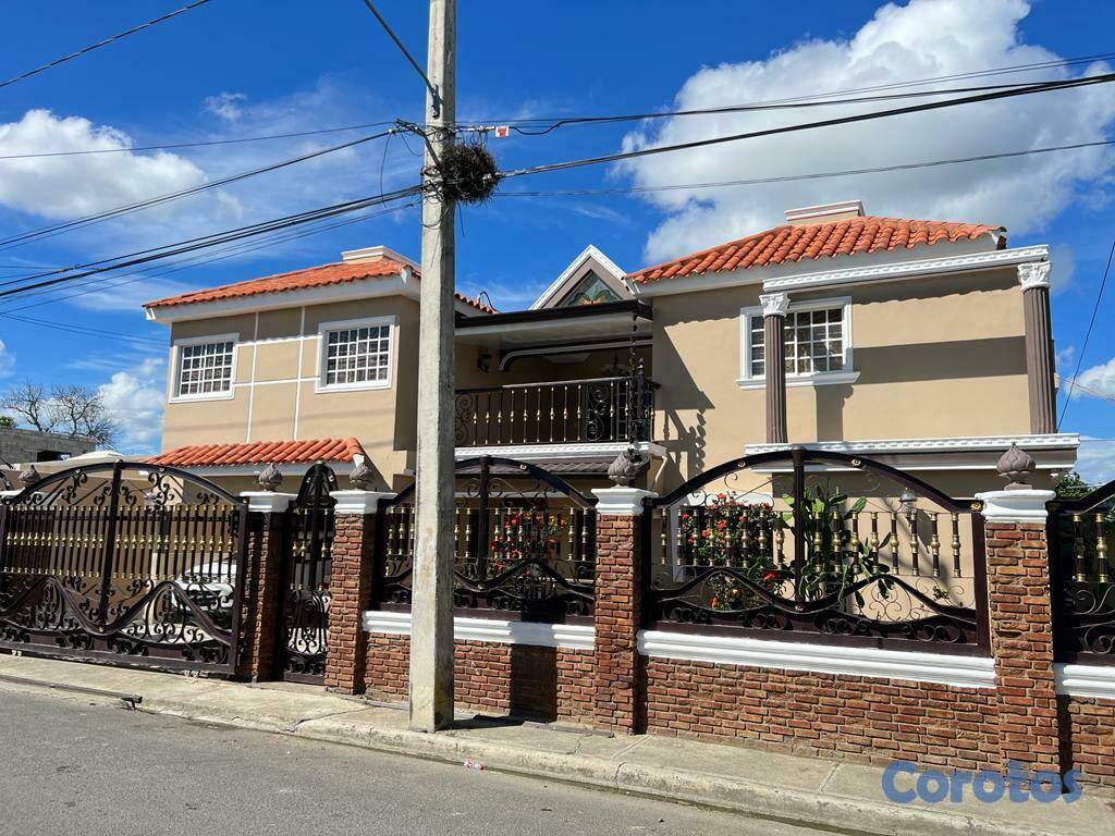 casas - Casa en Venta de 2 Niveles en San Francisco de Macorís Macoris 1