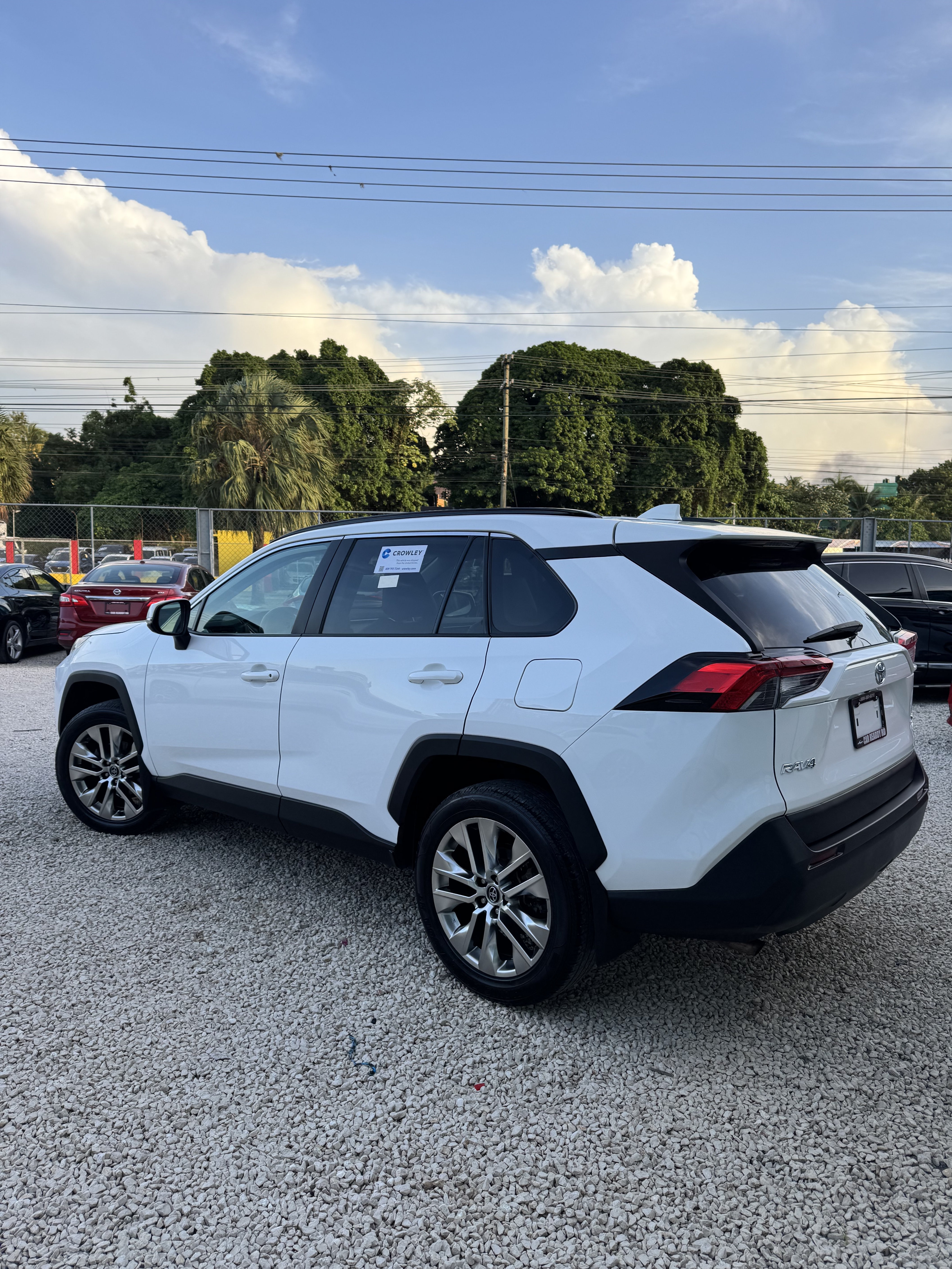 jeepetas y camionetas - Toyota RAV4 XLE Premium 2020 - Financiamiento D 3