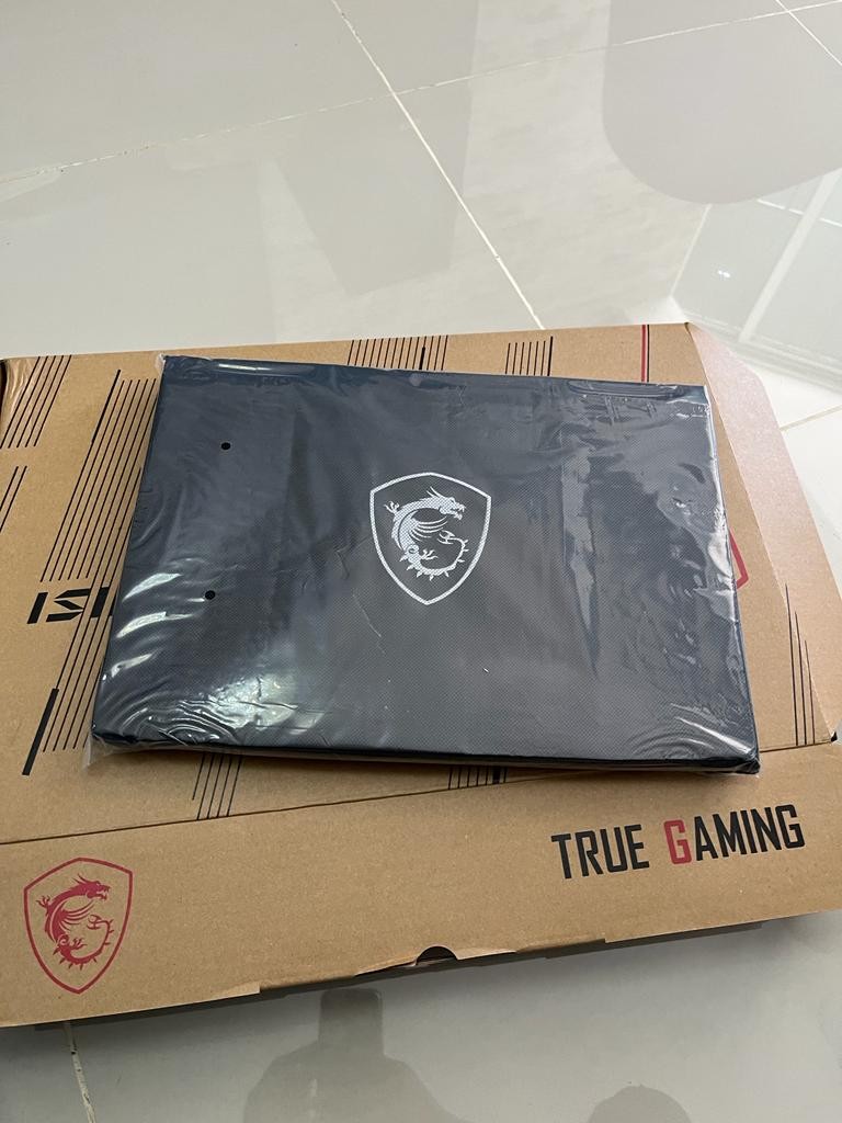 computadoras y laptops - MSI Pulse GL66 11UCK Sellada