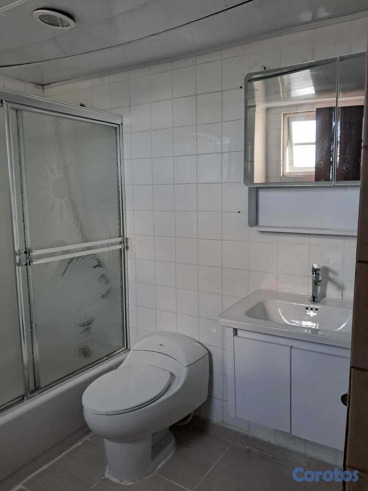 apartamentos - Alquilo apto. con  vista al mar y terraza  6