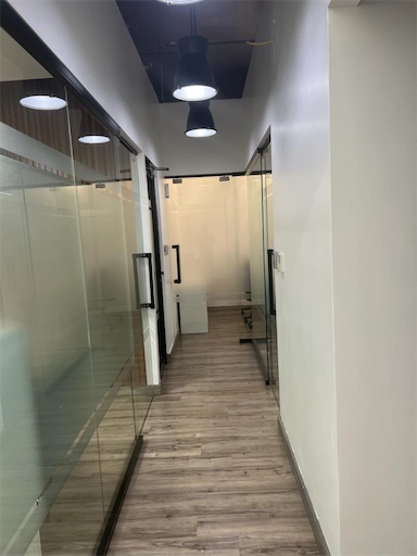 oficinas y locales comerciales - Local amueblado en el millon 1