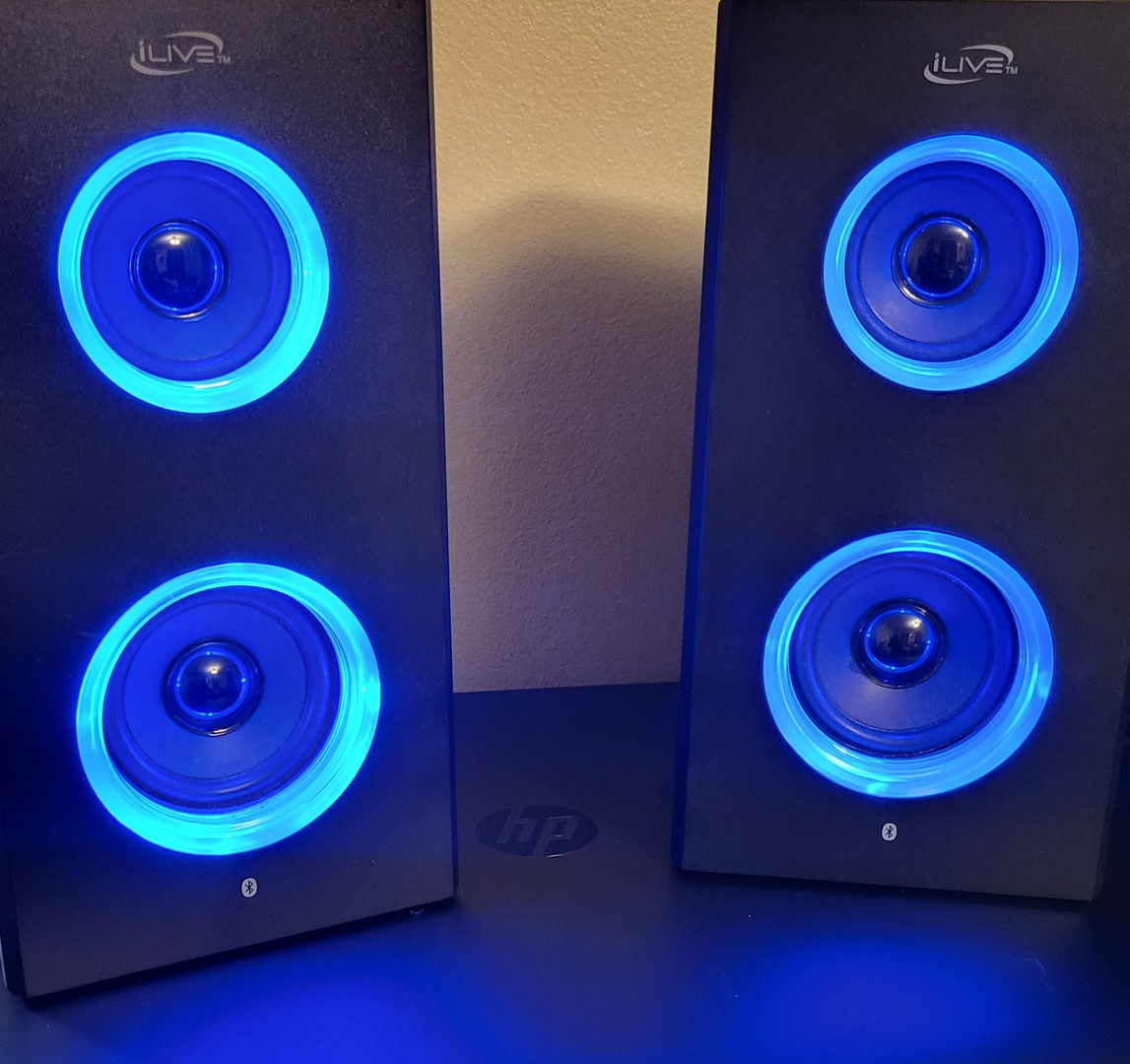 camaras y audio - Altavoz (par) portable inalambrico con LED 1