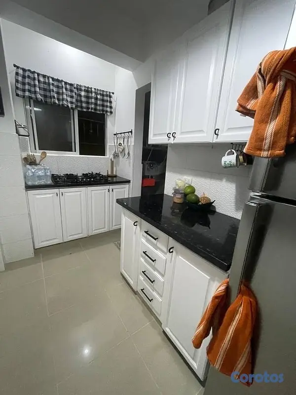 apartamentos - Apartamento primer nivel más terreza privada en Los Restauradores  8