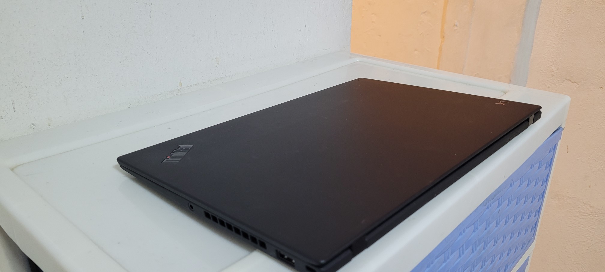 computadoras y laptops - Laptop lenovo Carbon 14 Pulg Core i7 8va Ram 16gb Disco 512gb SSD VIDEO 8GB 2