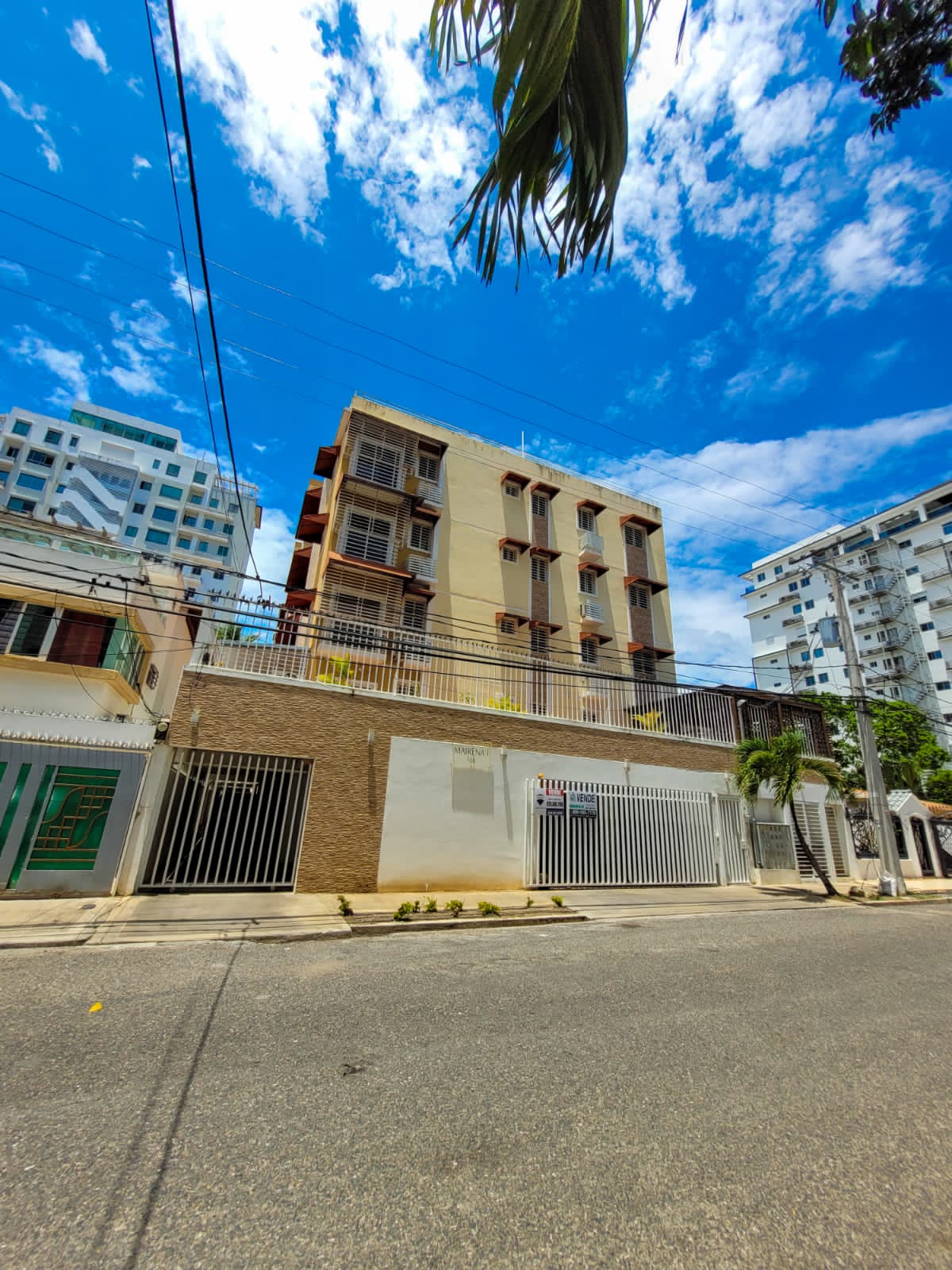 apartamentos - Venta de apartamento en Alma Rosa primera de 140mts Santo Domingo