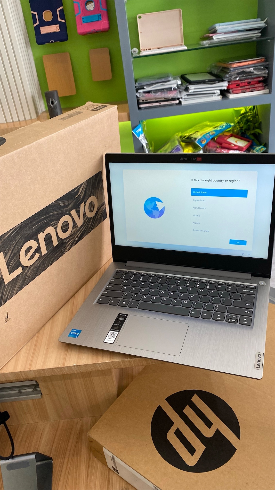computadoras y laptops - Laptop lenovo ideapad 3 i3 11th 8gb de ram 128Gb SSD 14 pulgada