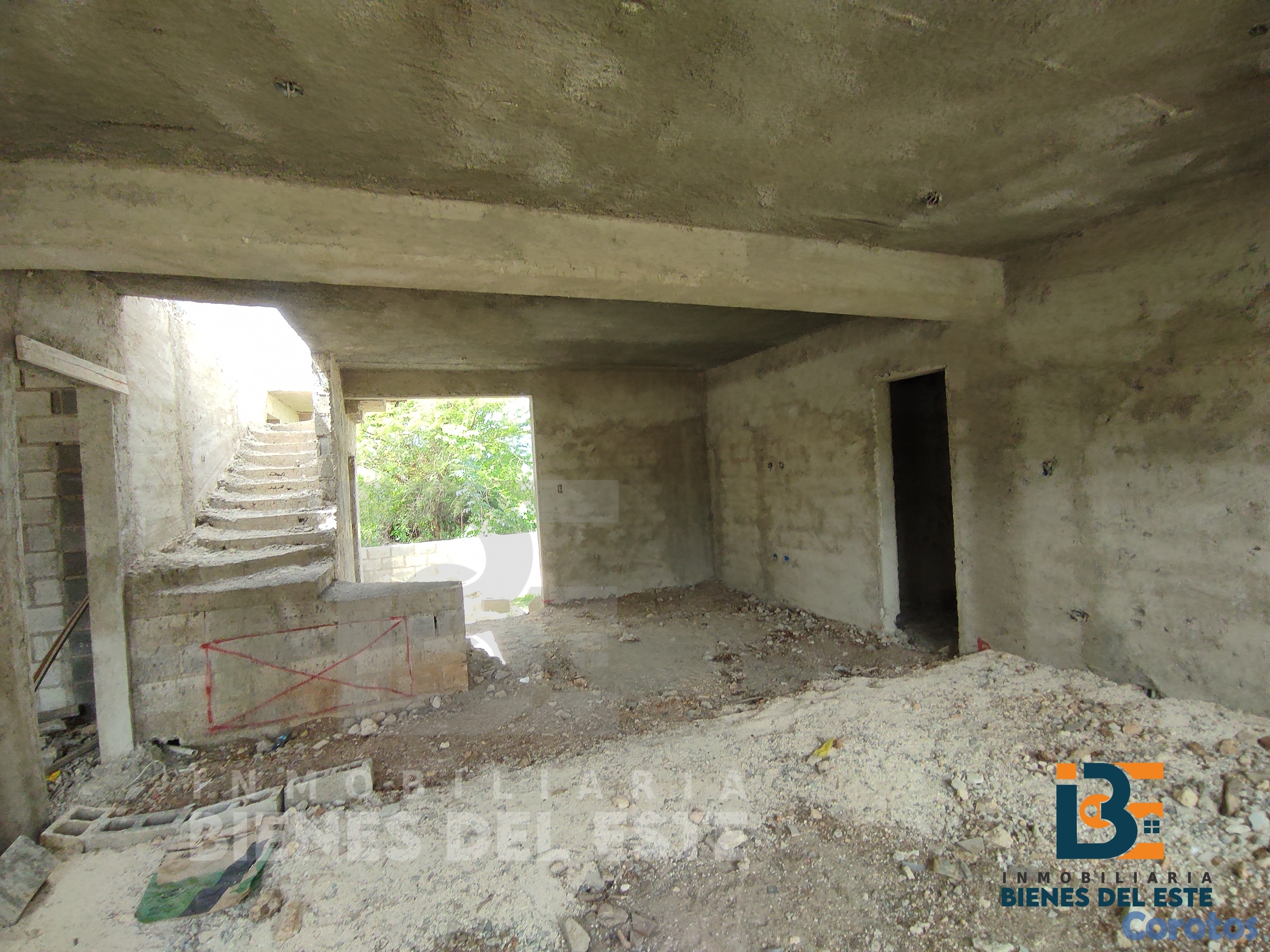casas - SE VENDE CASA EN CONSTRUCCION de Oportunidad, SPM. 9