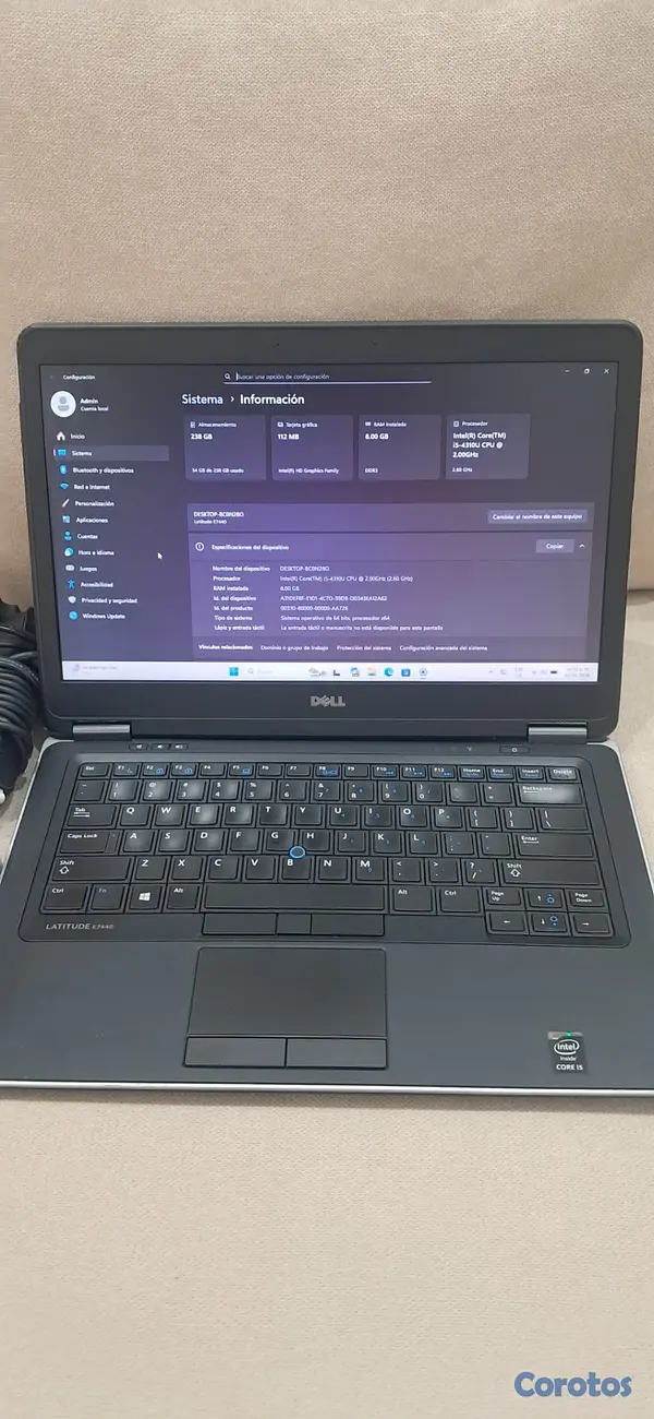 computadoras y laptops - Laptop Dell 8GB 256GB SSD Win 10 Pro E7440 6