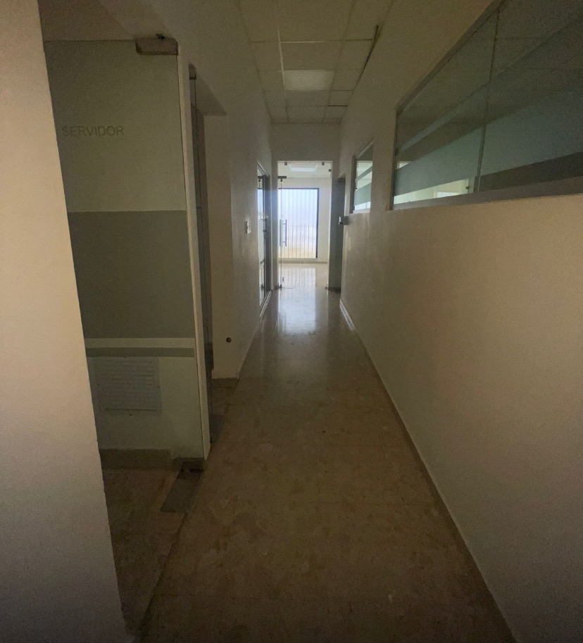 oficinas y locales comerciales -  Se alquila  3