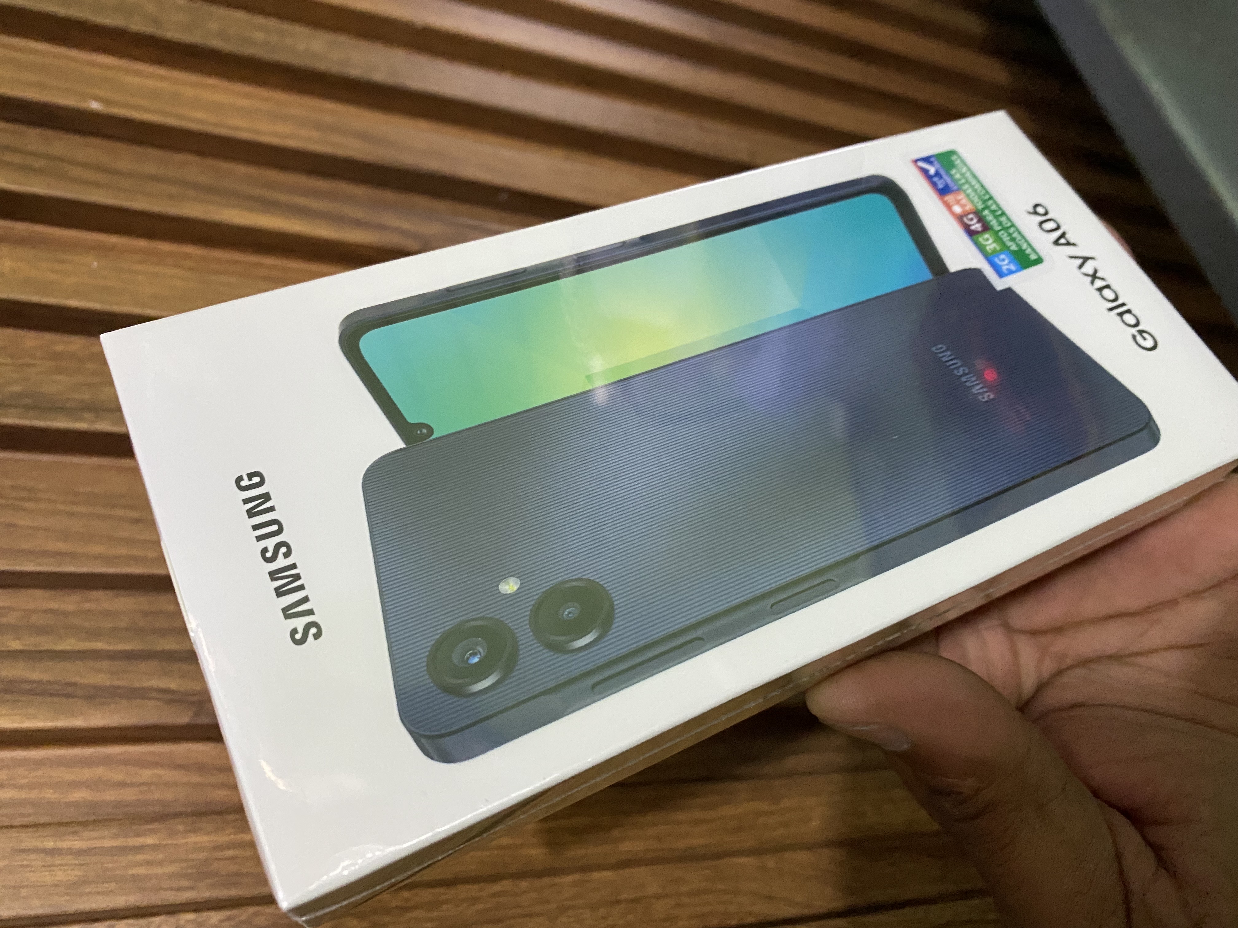 celulares y tabletas - Samsung A06 128GB  4