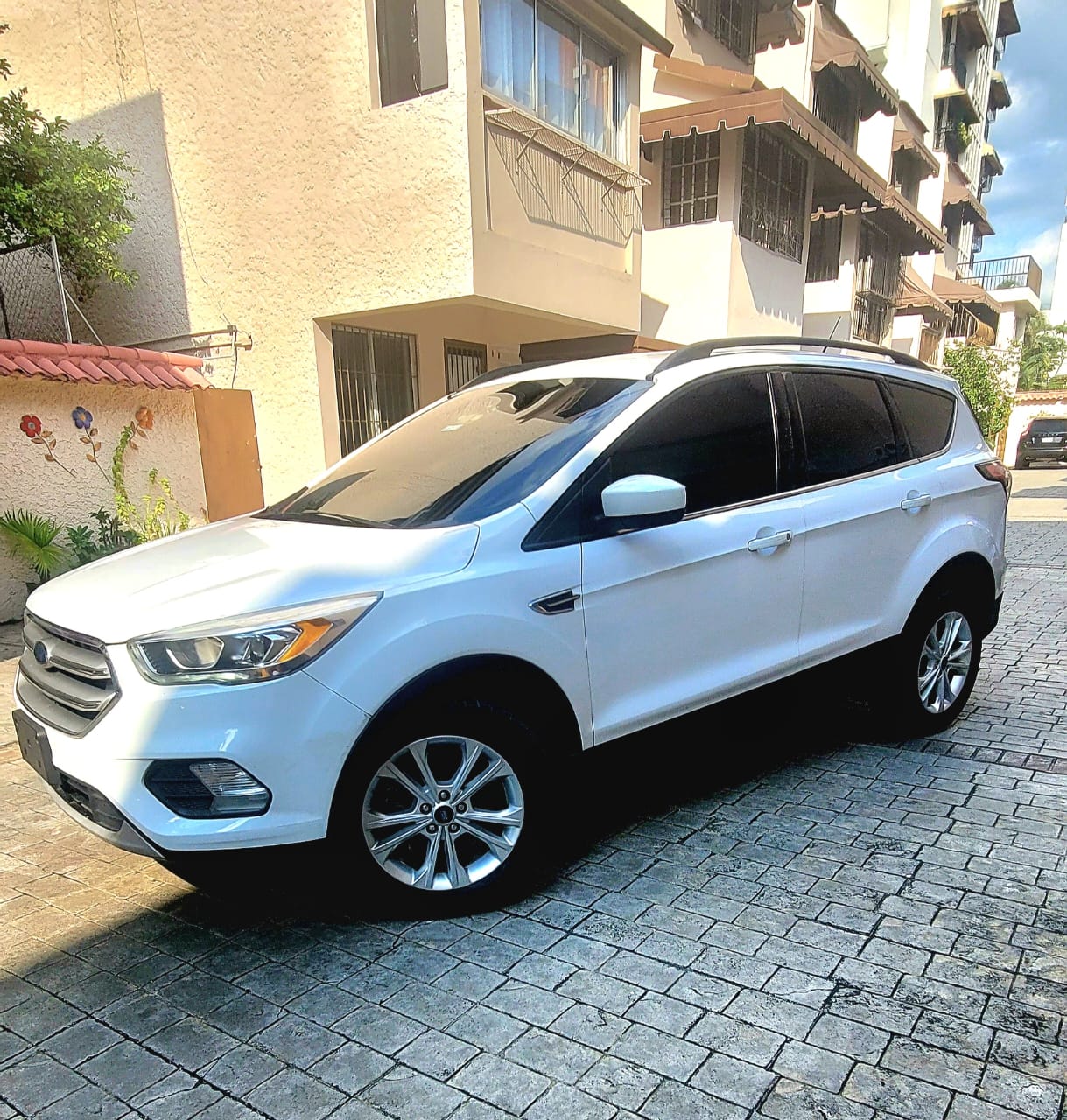 jeepetas y camionetas - Ford escape 2018 impecable 