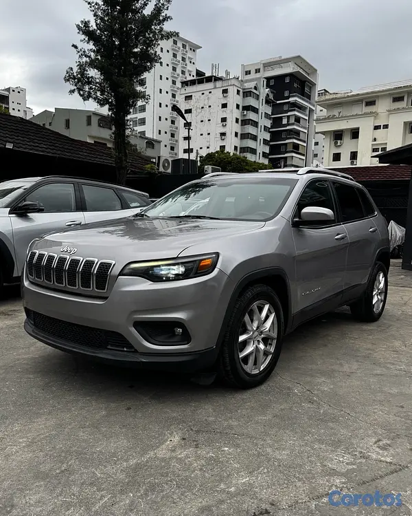 jeepetas y camionetas - Jeep Cherokee Latitude 2019 3