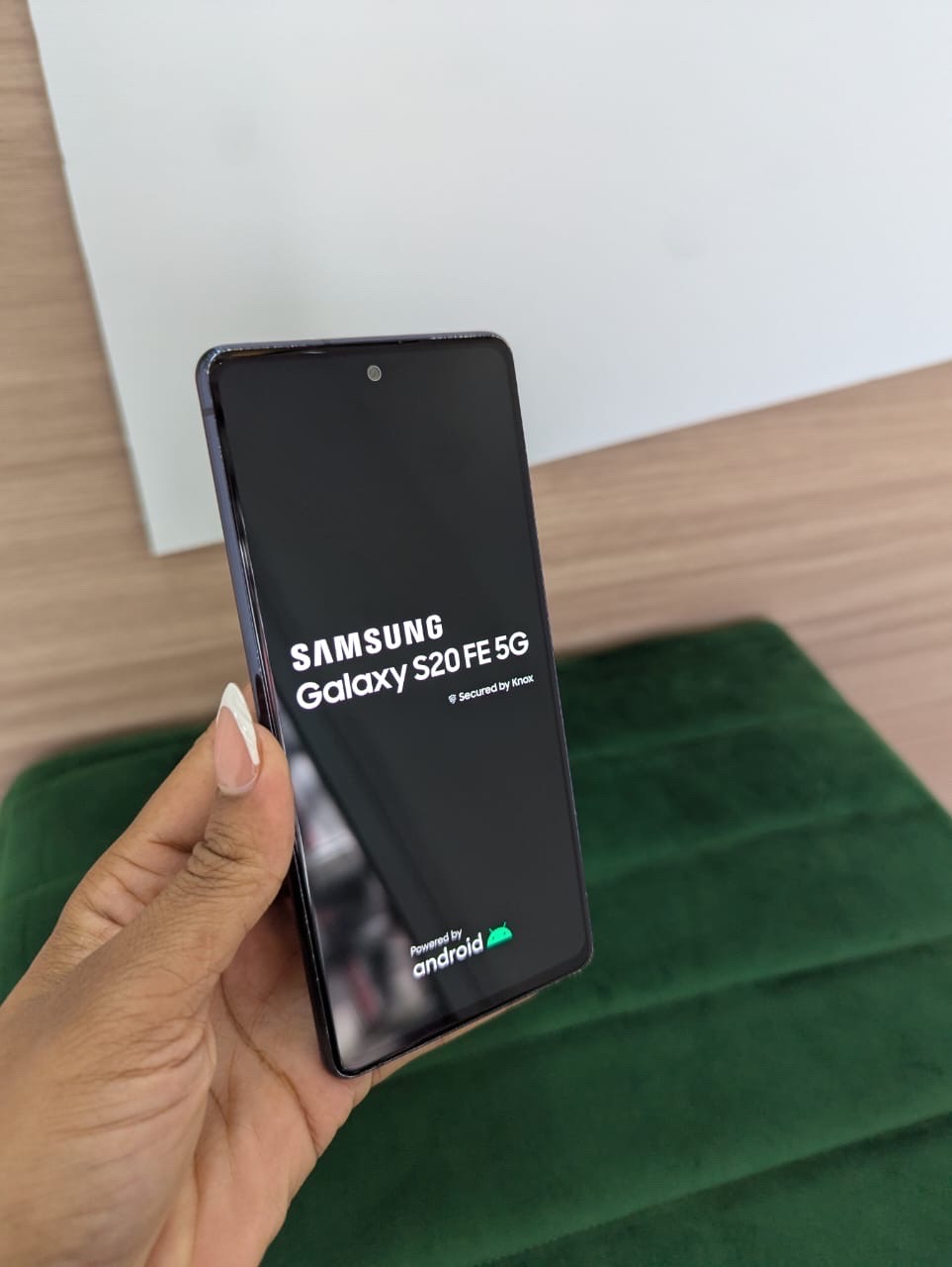 celulares y tabletas - Samsung s20FE 5G  4
