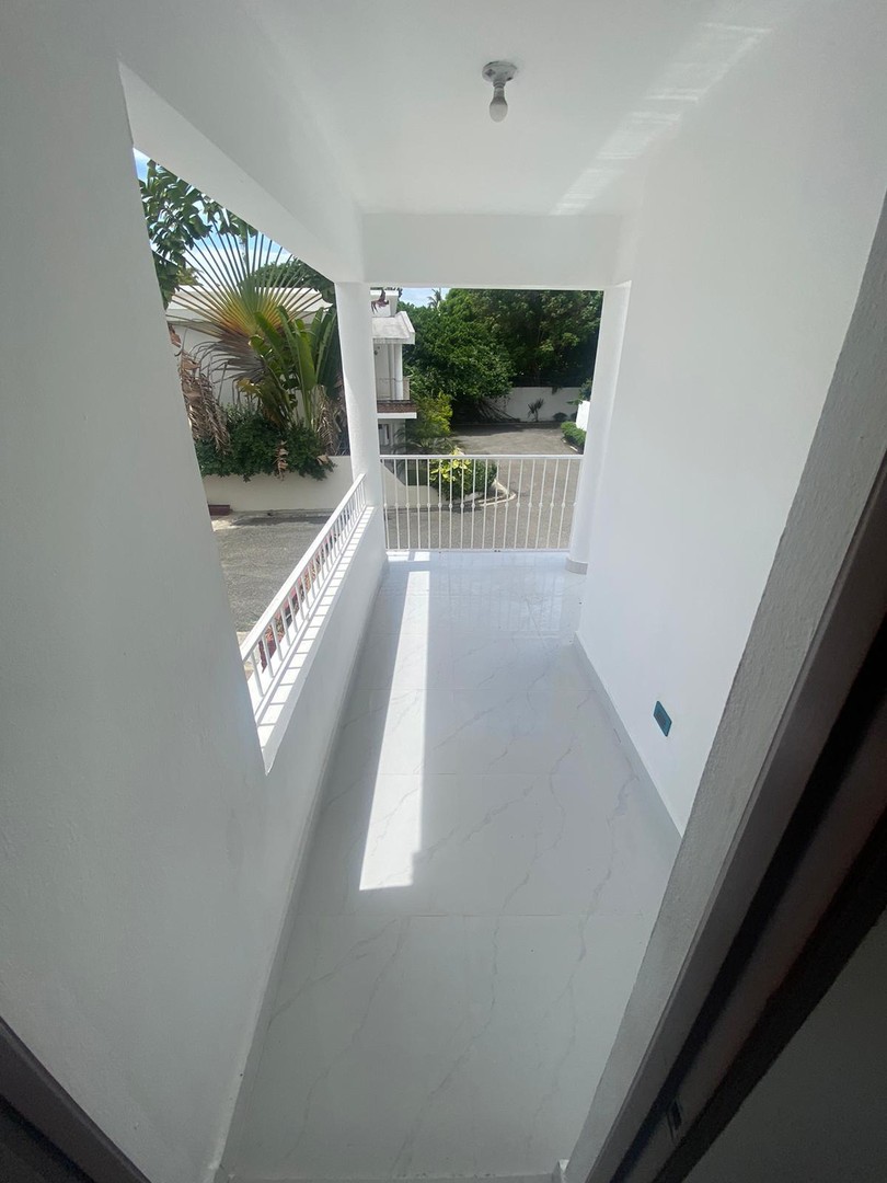casas - Alquilo casa en Costa Verde   de 2 niveles 
3 HAB 
Precio: RD$60,000 3