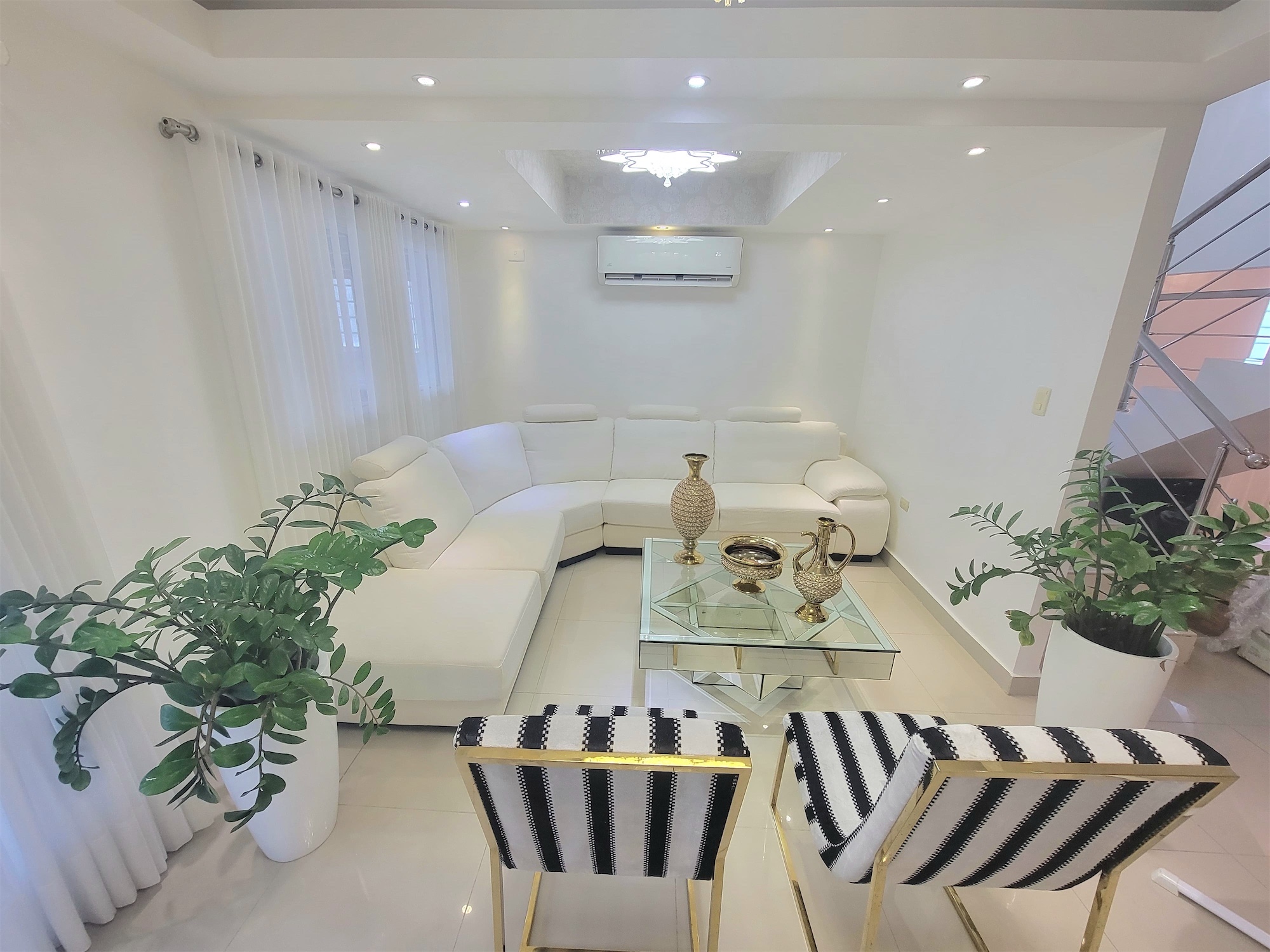 apartamentos - Venta de penthouse con jacuzzi de 299mts próximo a la avenida España  3