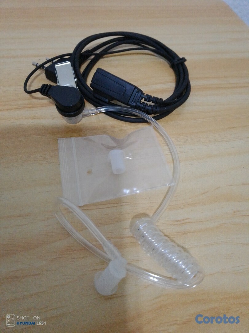 camaras y audio - Audifono manos libres con guía de silicón para radio de comunicación  2