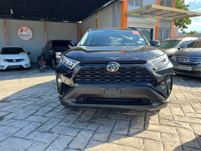 jeepetas y camionetas - Toyota rav4 2019 1