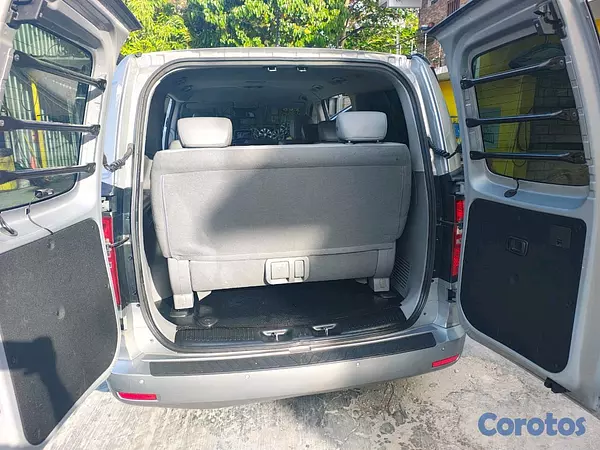 jeepetas y camionetas - hiunday grand starex 2020 7