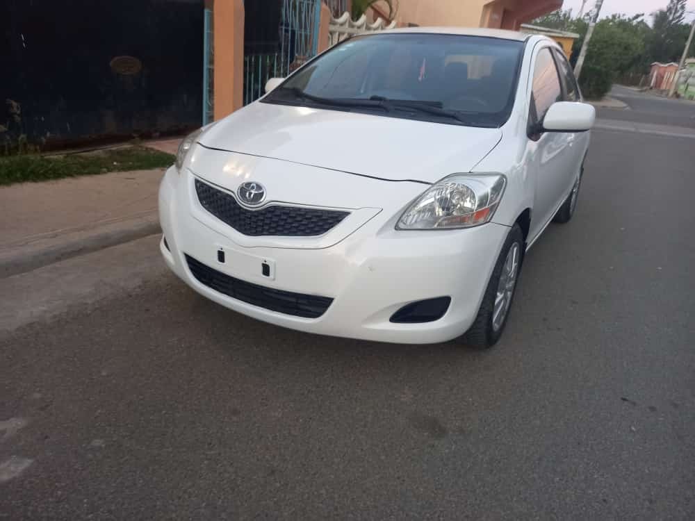 carros - TOYOTA YARIS 2012 500 MIL PESOS