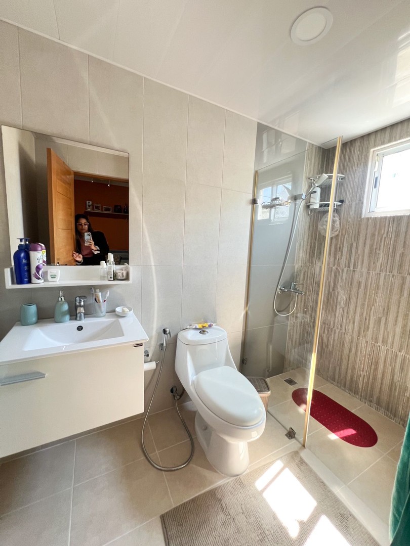 apartamentos - Amplio apartamento 217mt2, con family, 3 habitaciones ubicado en Bella Vista  4