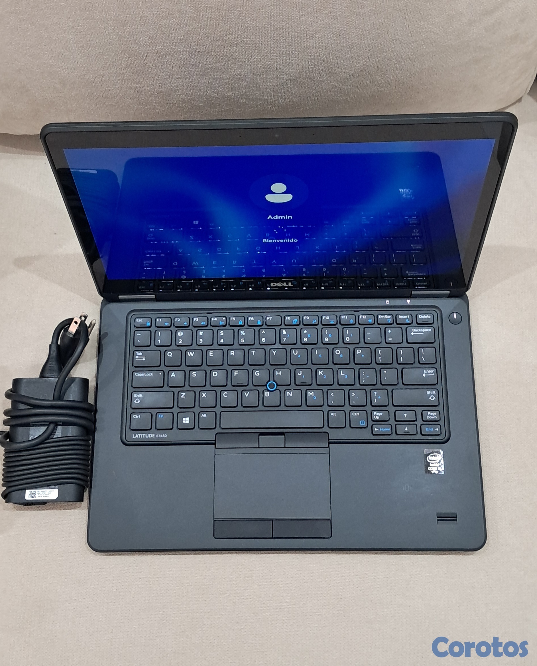 computadoras y laptops - Laptop Dell 16GB 256GB SSD i5 Pantalla Touch 2