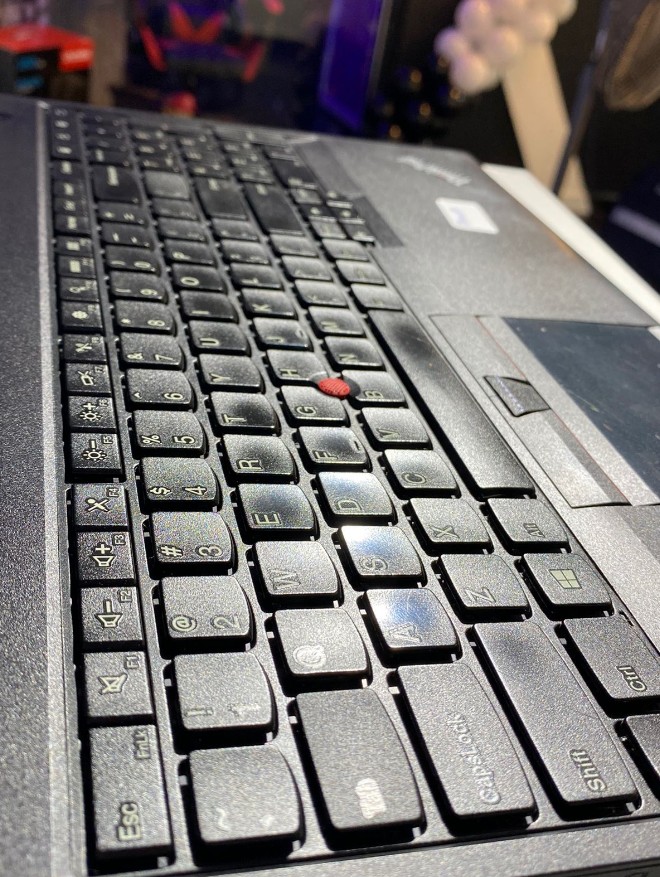computadoras y laptops - Laptop Lenovo thinkPad L560 
 5