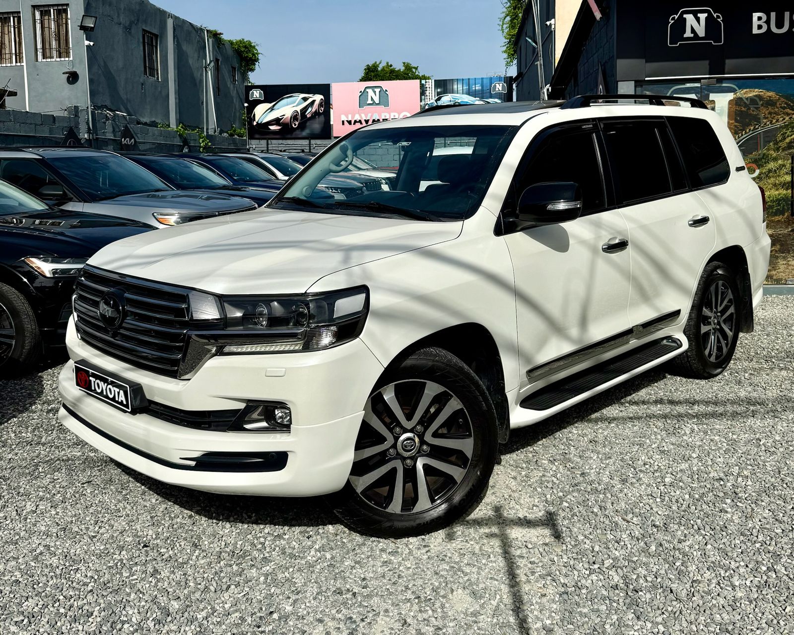 jeepetas y camionetas - TOYOTA LAND CRUISER EXCALIBUR 2018 4