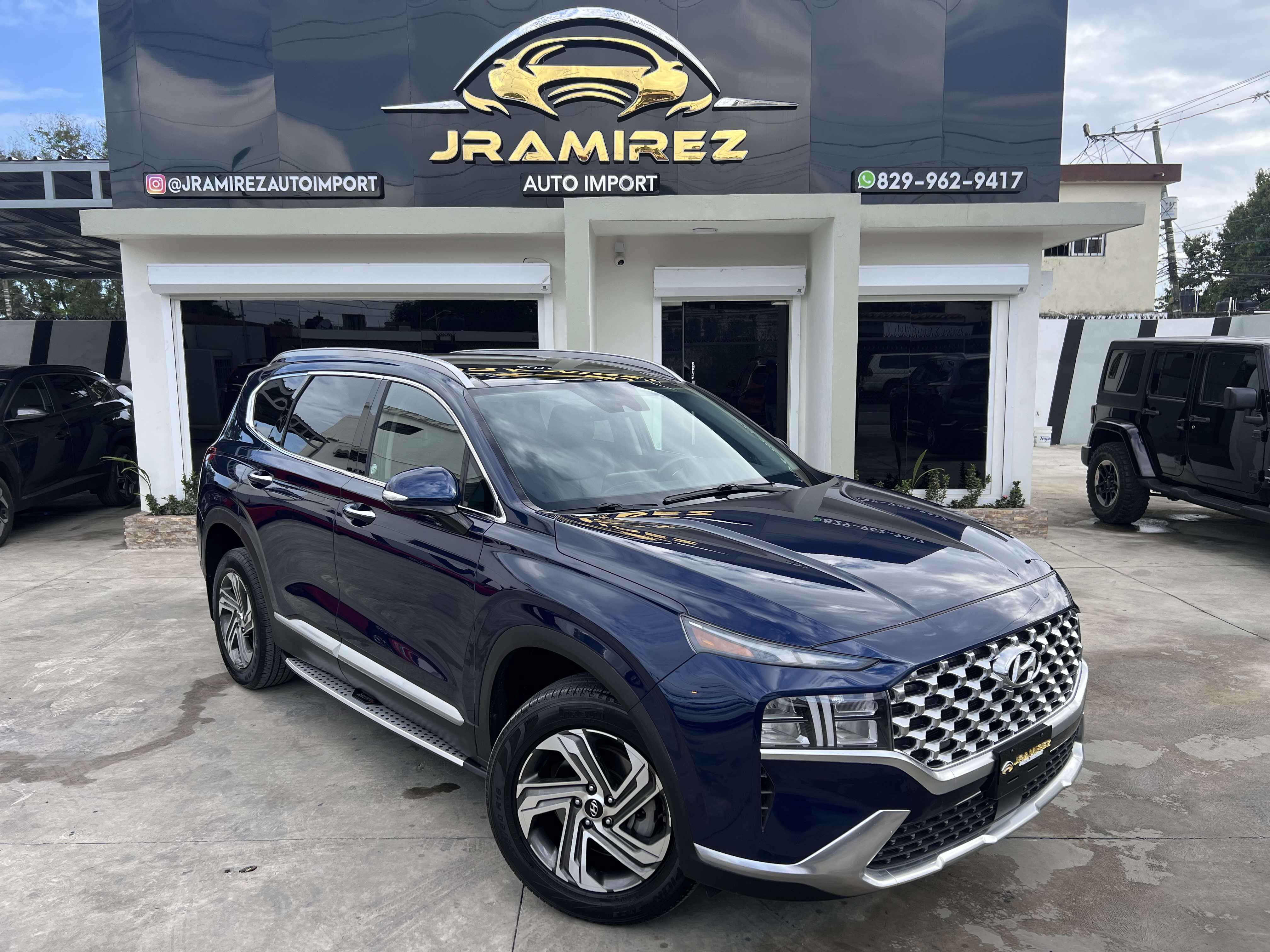 jeepetas y camionetas - Hyundai Santa Fe SEL AWD Plus 2023 2