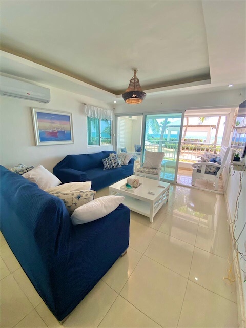 apartamentos - Venta de apartamento frente al Mar en Juan Dolio amoblado 6