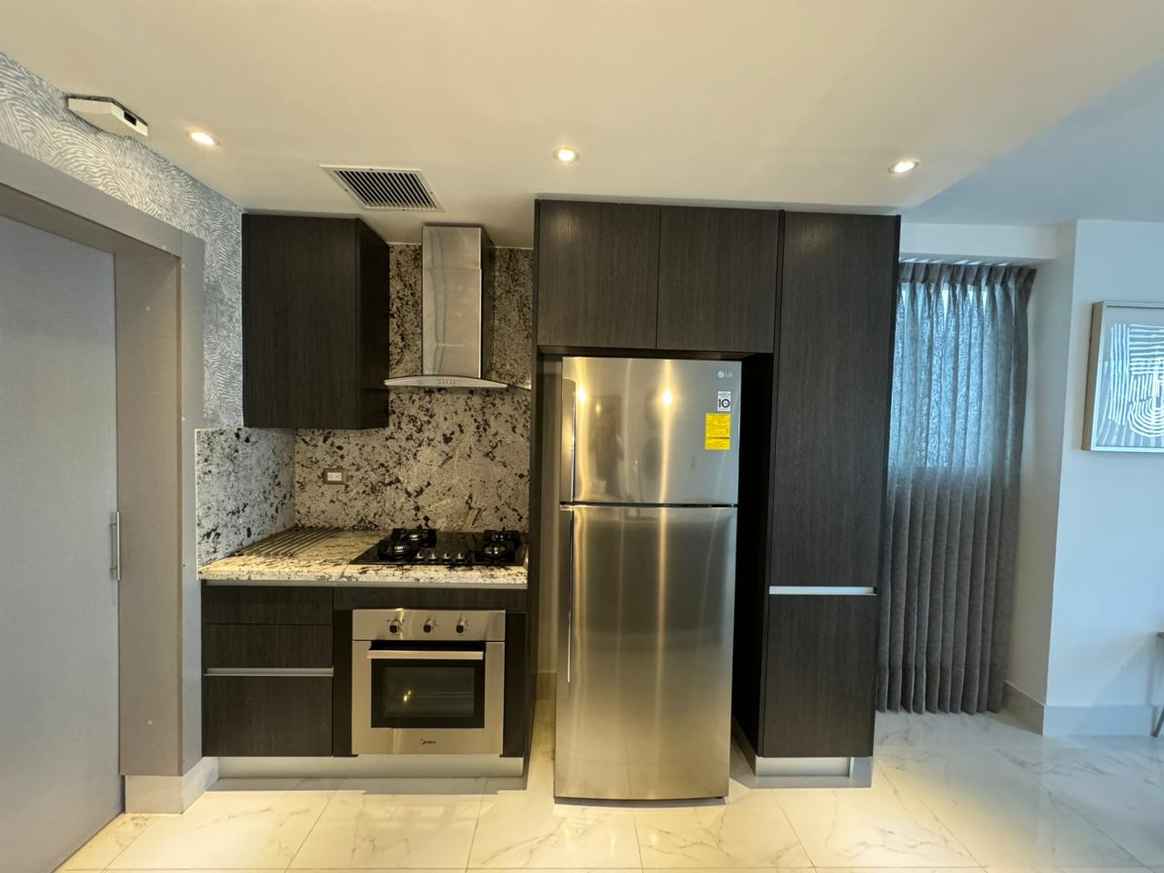 apartamentos - Apartamento en Alquiler Amueblado
PIANTINI
USD 1,450.00 (Mantenimiento incluido) 4