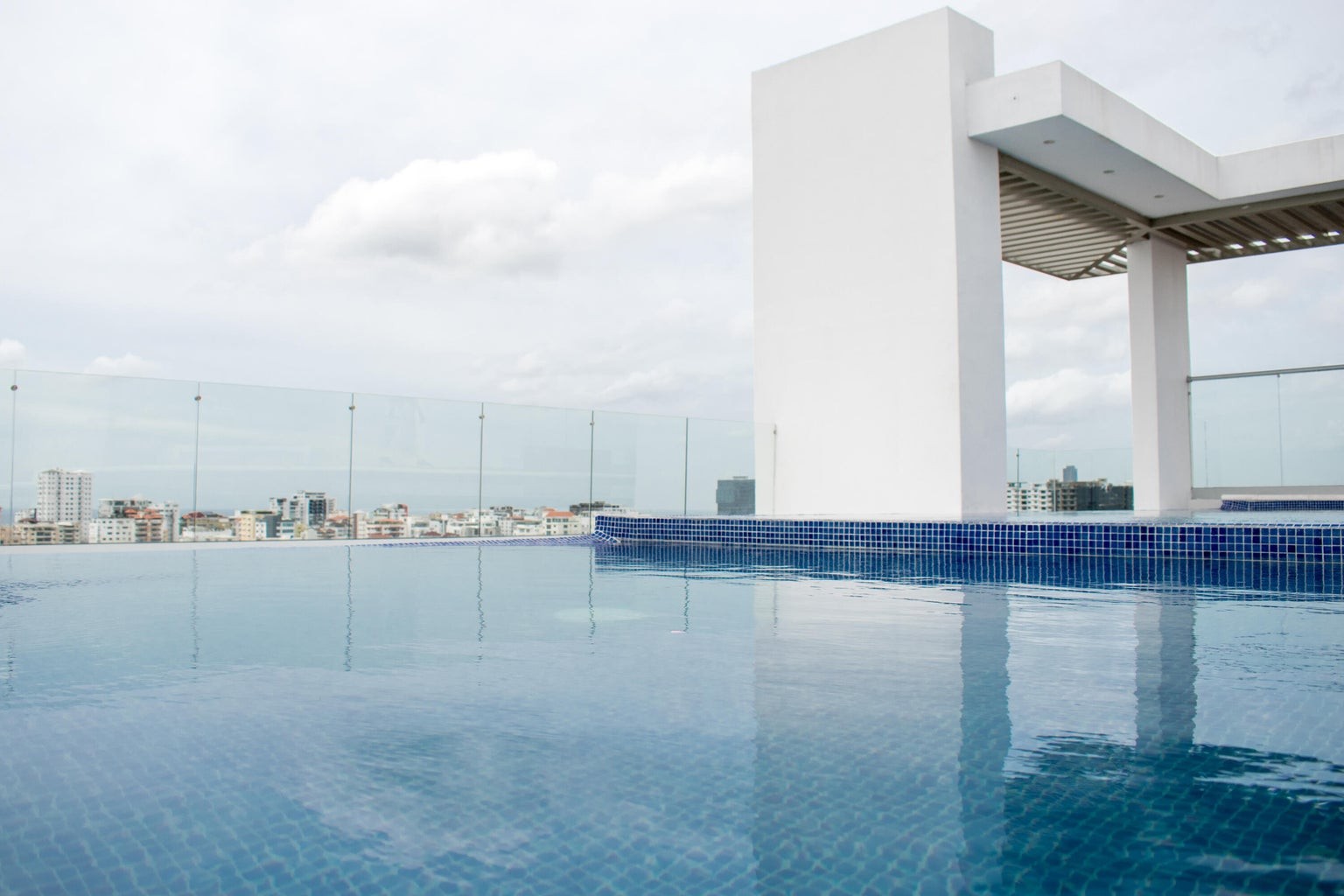 apartamentos - Espectacular apartamento en venta totalmente amueblado en torre de lujo 7