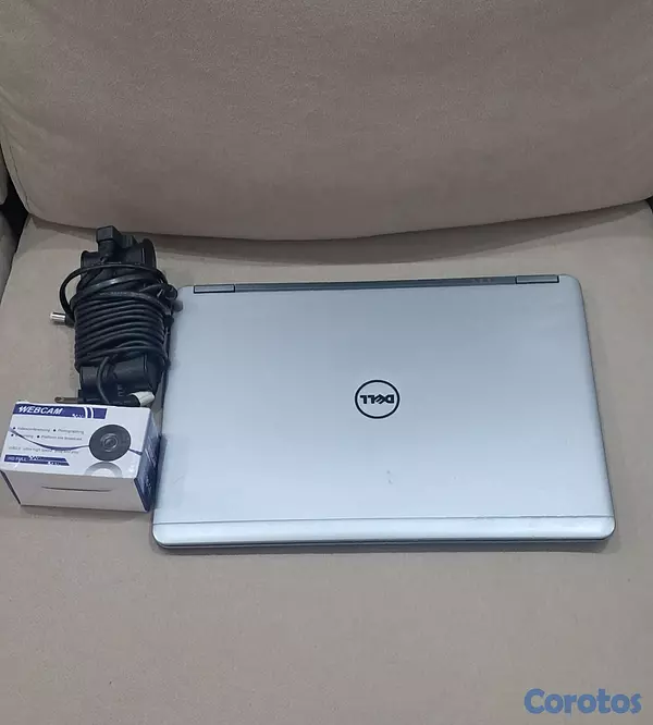 computadoras y laptops - Laptop Dell 8GB 256GB SSD Win 11 E7440 6