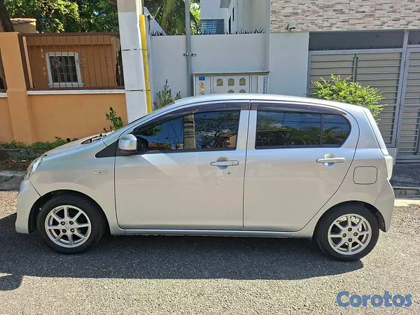 carros - Daihatsu Mira 2017 (versión full) 5