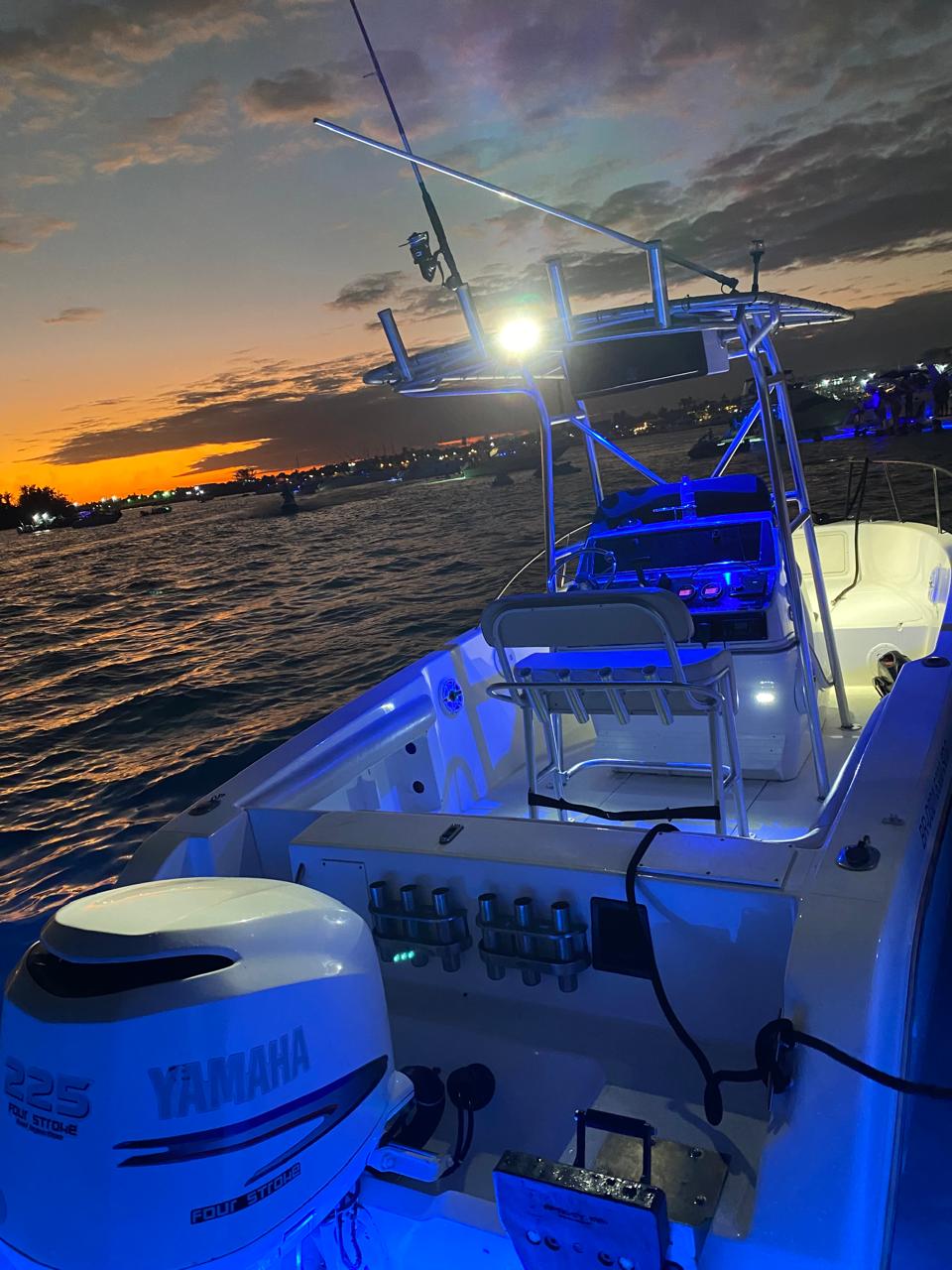 botes - se vende este wellcraft de 21 pies para pesca y recreo 4