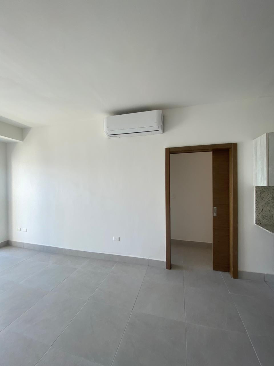 apartamentos - Apartamento en Alquiler en La Esperilla 3H, 3.5B, 2P, 5to piso con Ascensor 4