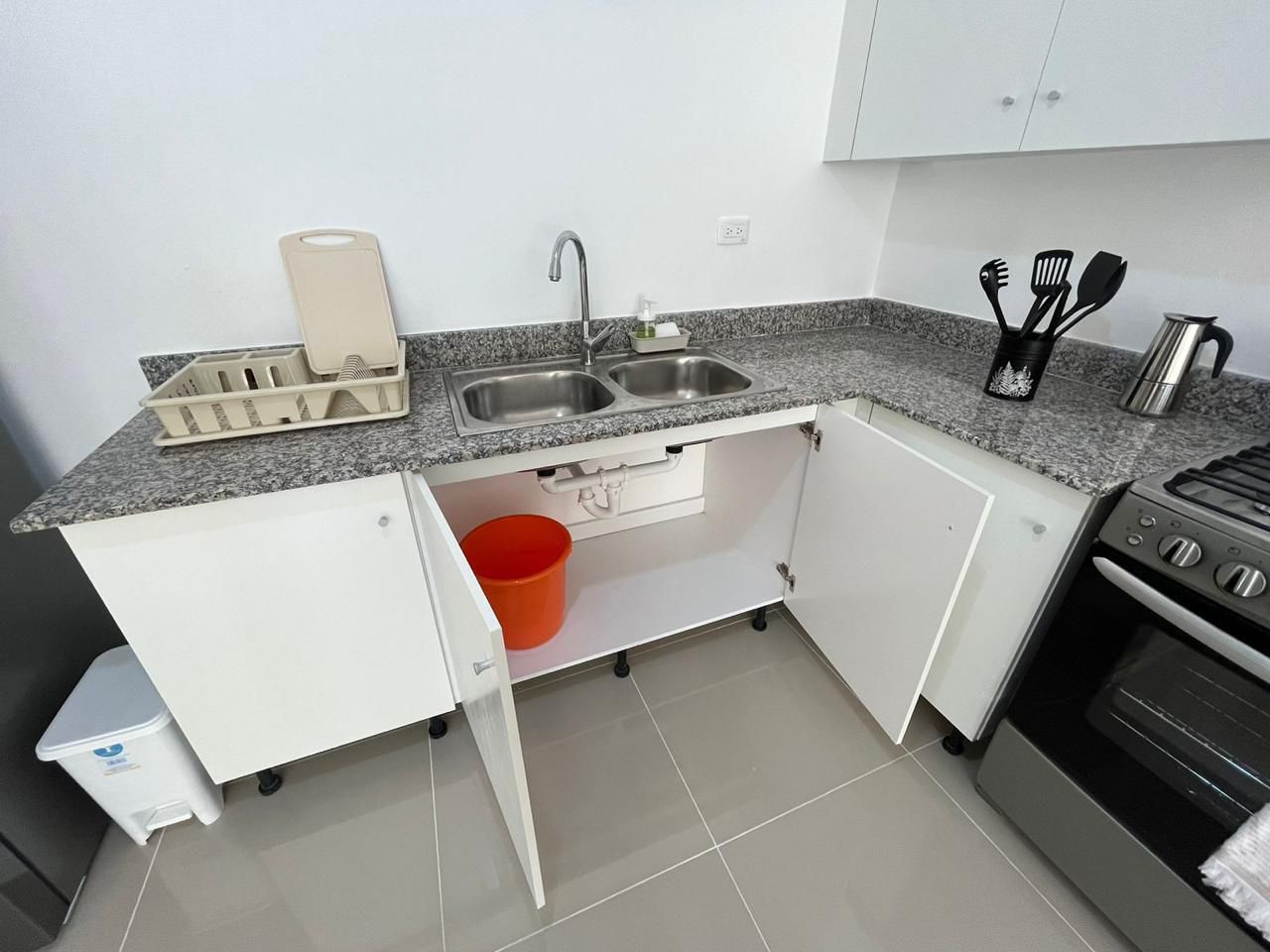 apartamentos - Apartamento Moderno en Res Ciudad Las Cayenas 3