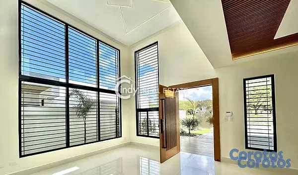 casas - Casa Nueva 190 M2 y 424 M2 de Solar, Res. Cerrado 4