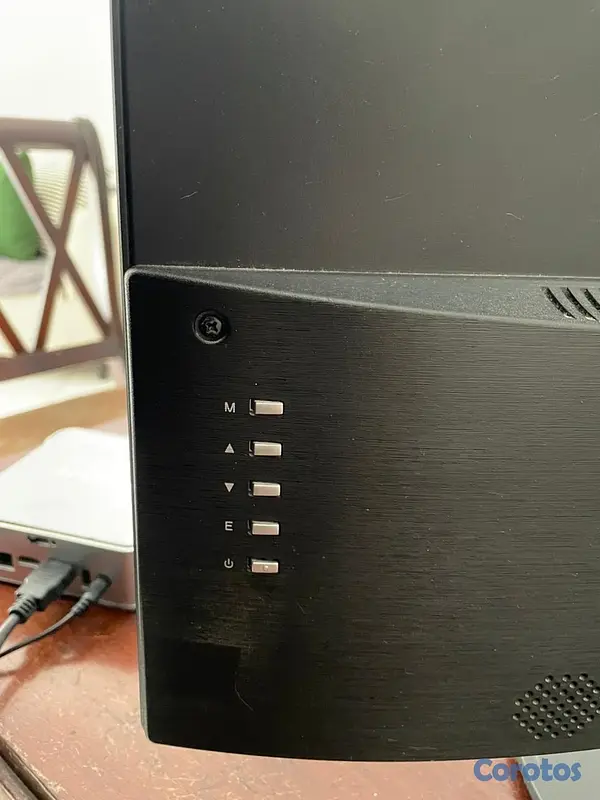 tv - Monitor curvo Spectre 7