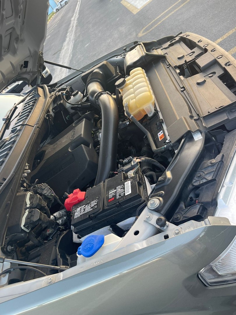 jeepetas y camionetas - 2019 Ford F- 150 XLT 4x4 paquete XRT Recién importada - Clean 9
