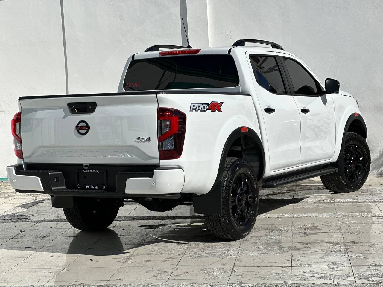 jeepetas y camionetas - Nissan Frontier Pro-4X 2022Unico Dueño 4