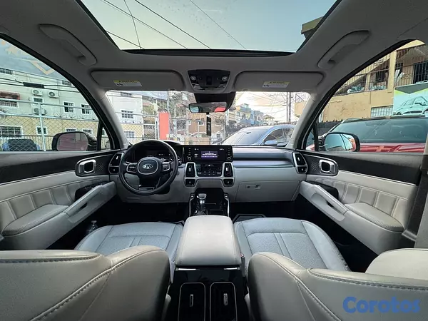 jeepetas y camionetas - Kia Sorento SXT Prestige 2021 8