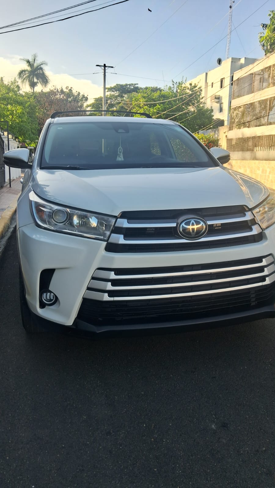 jeepetas y camionetas - Toyota higlander le plus 2019