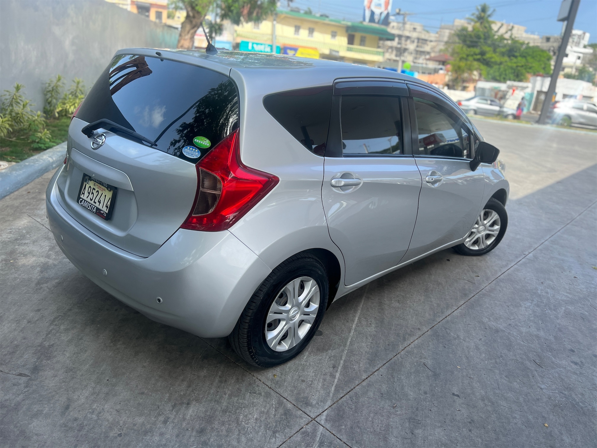 carros - NISSAN NOTE AÑO 2016 FULL 3