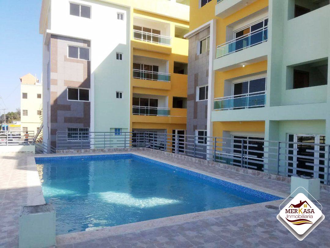 apartamentos - Fabuloso proyecto con piscina ubicado en Aut. San Isidro