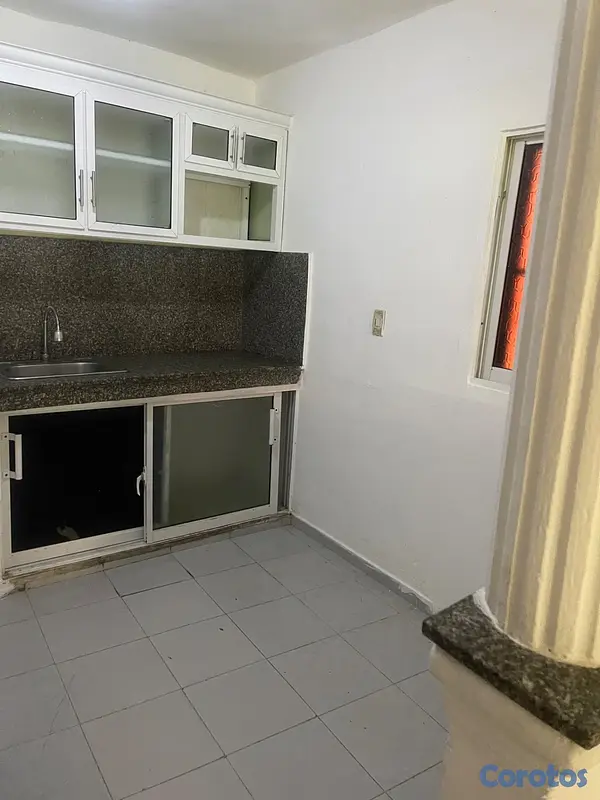 casas - Alquilo casa en el sector Engombe en un primer pis 9
