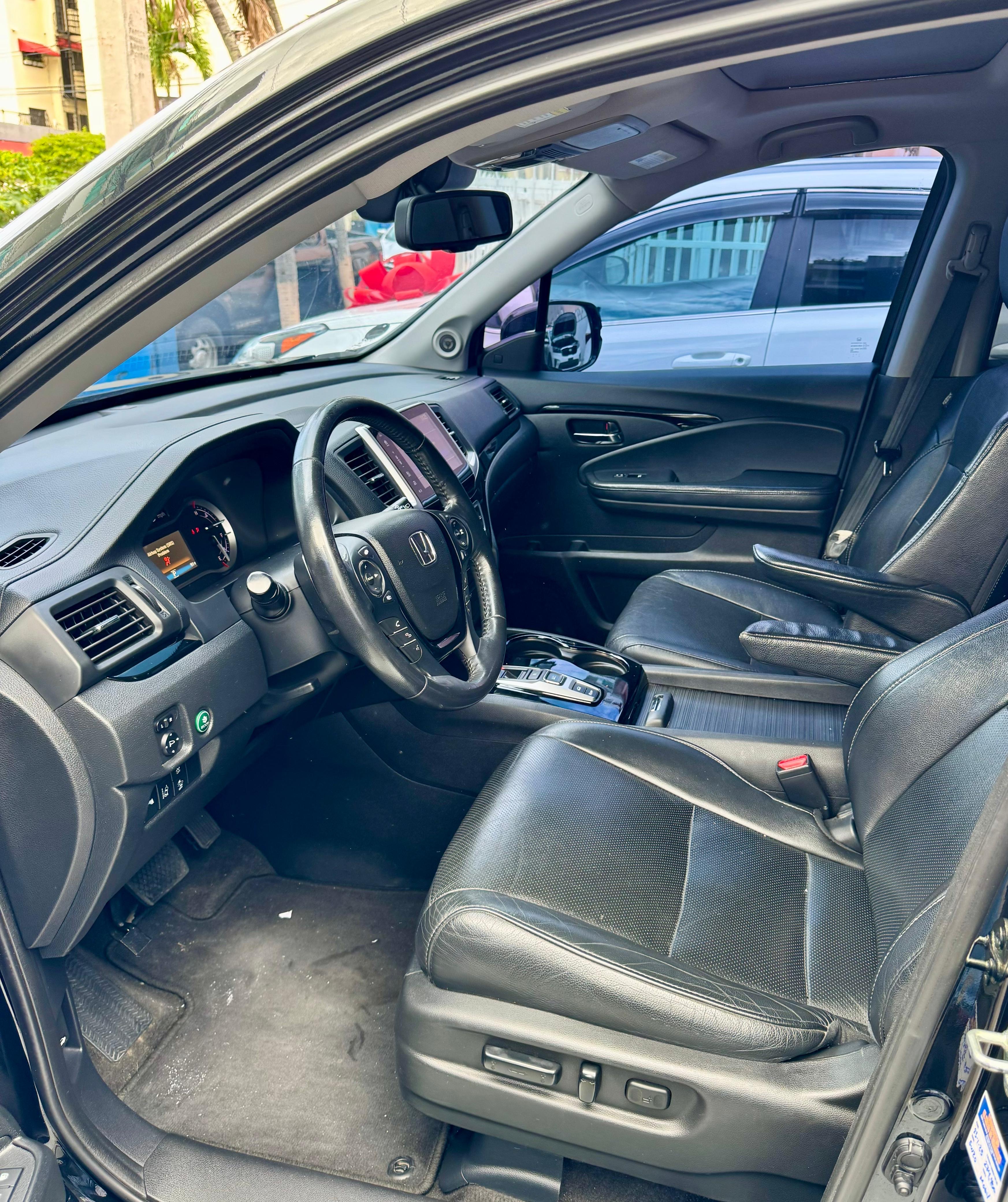 jeepetas y camionetas - Honda pilot Elitte 2017 4x4 7