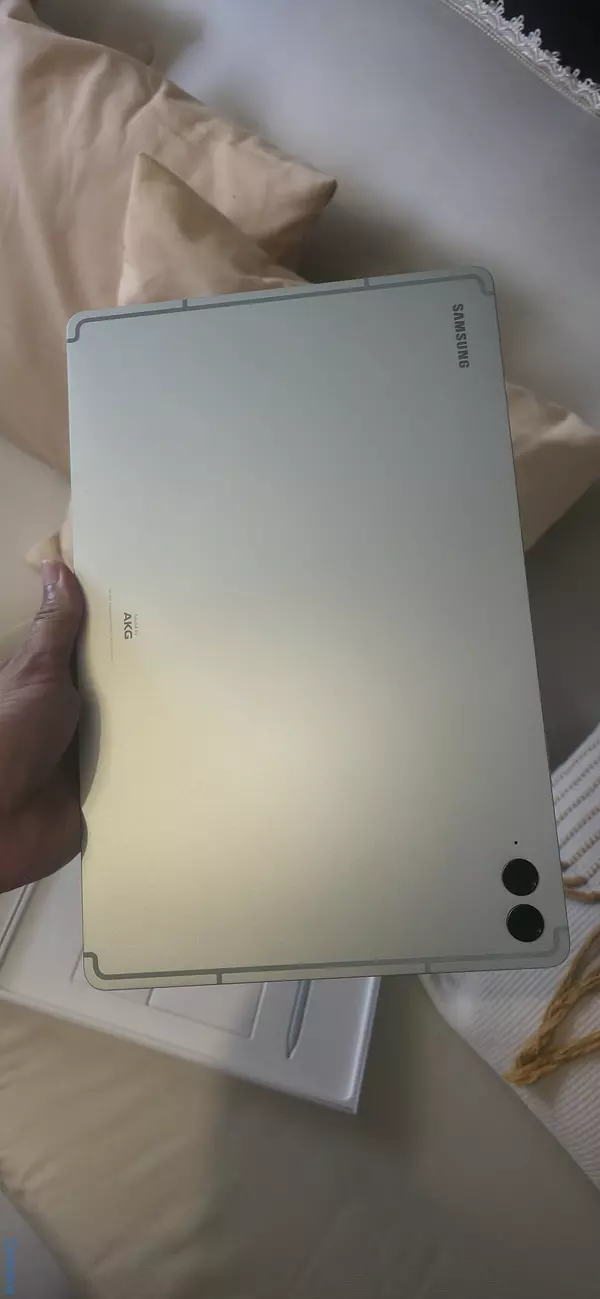 celulares y tabletas - Samaung Tab s9 FE Plus + Teclado 6