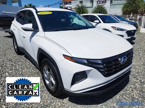 jeepetas y camionetas - 2023 Hyundai Tucson SEL 4x4  3