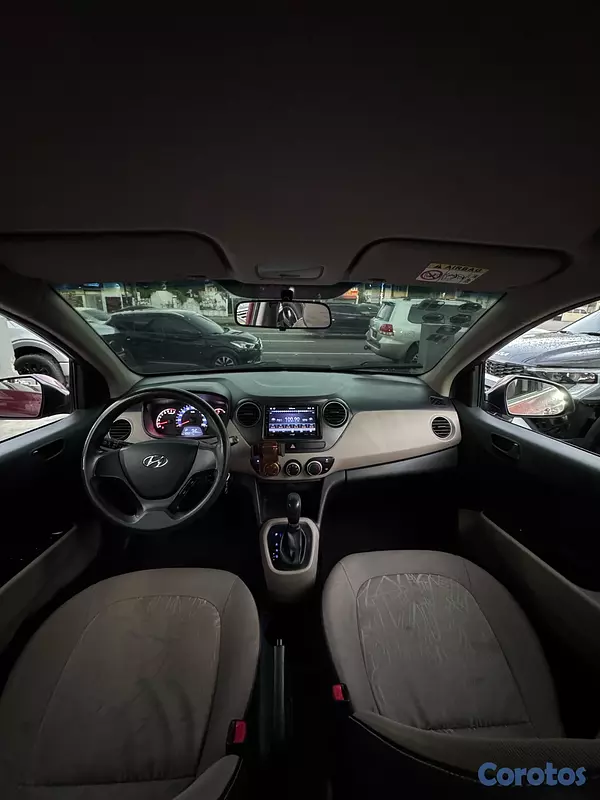 carros - Hyundai GrandI10 SDN 2016 4