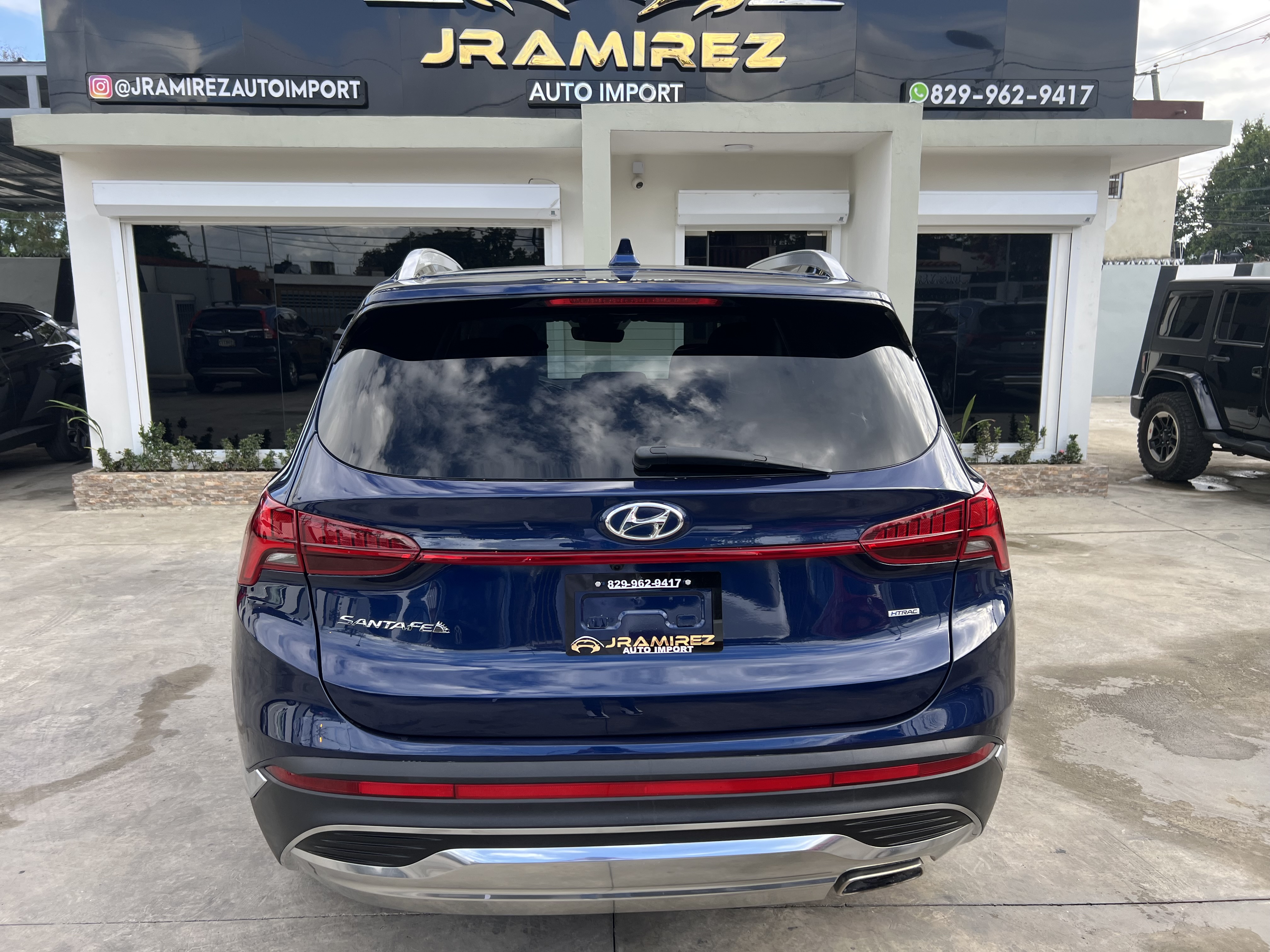 jeepetas y camionetas - Hyundai Santa Fe SEL AWD Plus 2023 3